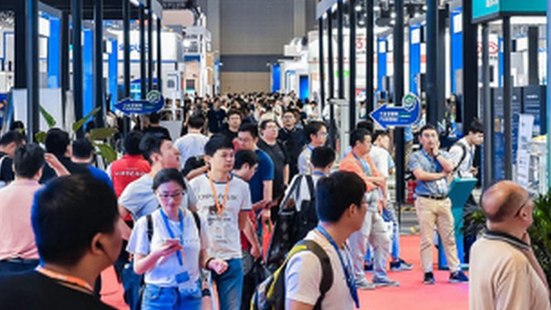 在挑选门窗品牌时，首先要关注的是产品的性能参数。以下是一些重要的性能指标：