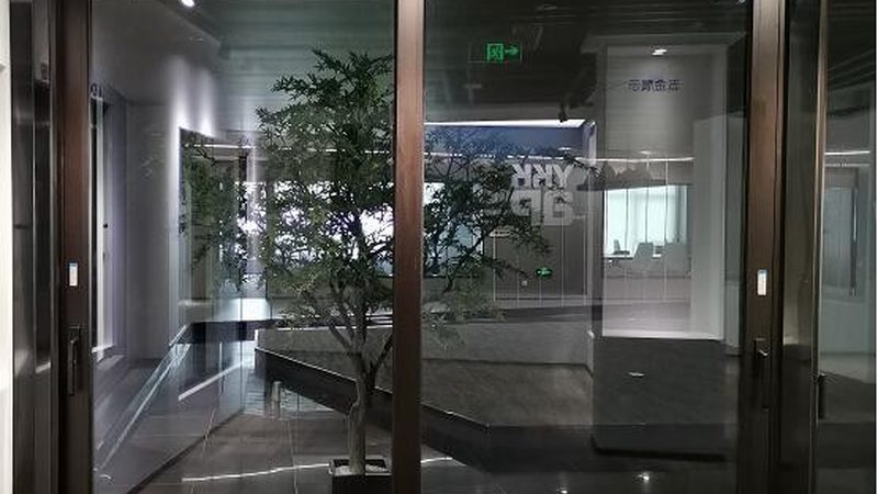 上海钢质防火门：揭秘其价格背后的秘密**
